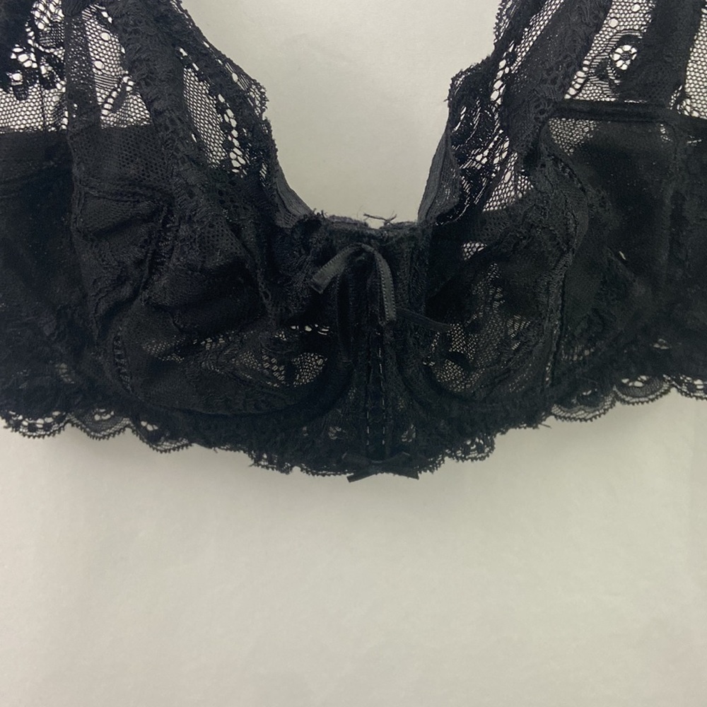 Vanity Fait Black Lace Size 34DD Bra - Picture 4 of 8